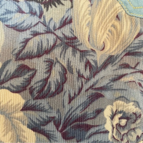 Love the Label Blue Floral Western Button Down Shirt Size Medium - Picture 3 of 8